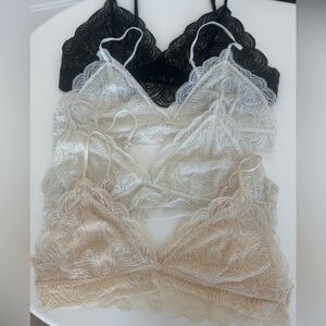 Aritzia Talula Bralette Bundle (L)